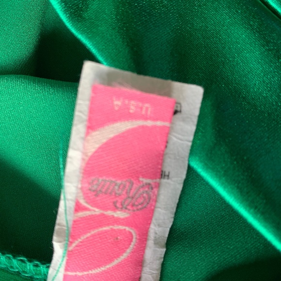 🍱Green Metallic Green Skirt - Picture 3 of 4